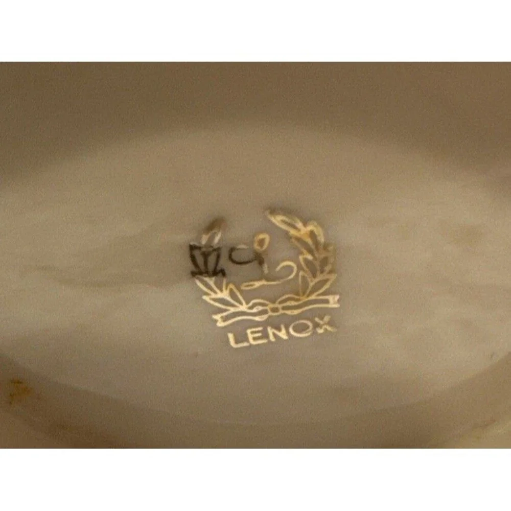 Vintage Lenox Caribbee Salt Shaker-14K Gold Trim